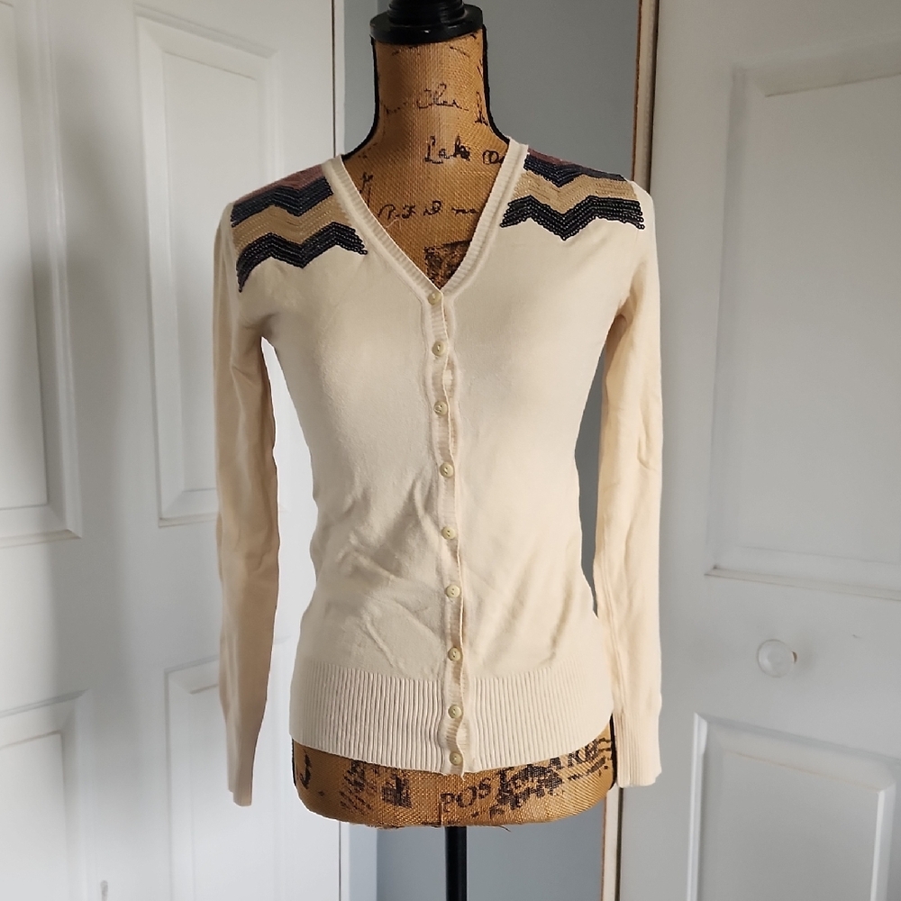 Elegant Cream V-Neck Women's Cardigan